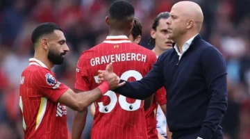 دعم جماهير ليفربول المستمر لآرني سلوت رغم الخلافات مع محمد صلاح بعد الفوز على إنتر ميلان 1